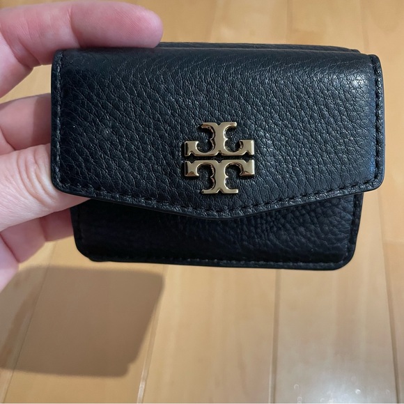 Tory Burch Kira Mixed-Materials Tri-Fold Mini Wallet - Picture 5 of 7